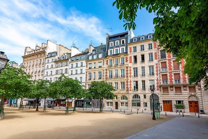 Paris Notre-Dame Interior or Exterior Walking Tour — photo 9