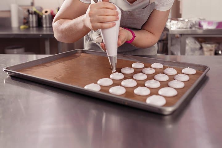 Paris Behind the Scenes Macaron Baking Class — photo 14
