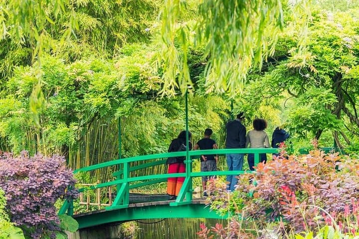 Giverny from Paris: Small Group Visit to Monet's House & Gardens — photo 9