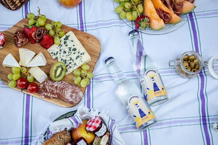 Parisian Romantic Picnic — photo 7