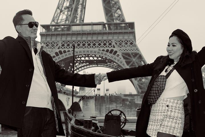 Paris Luxury Private Professional Photoshoot at the Eiffel Tower — photo 20