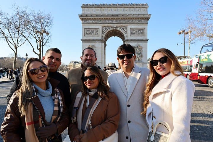 Full Day Private Tour of Paris in a Van with photoshoot included — photo 10