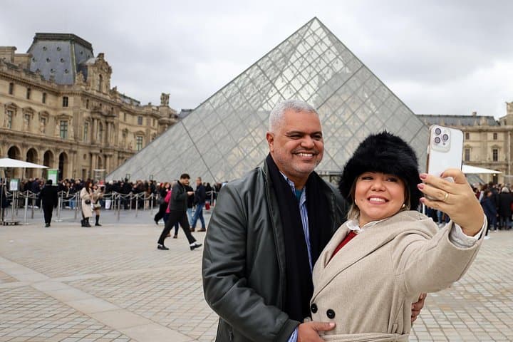 Full Day Private Tour of Paris in a Van with photoshoot included — photo 5