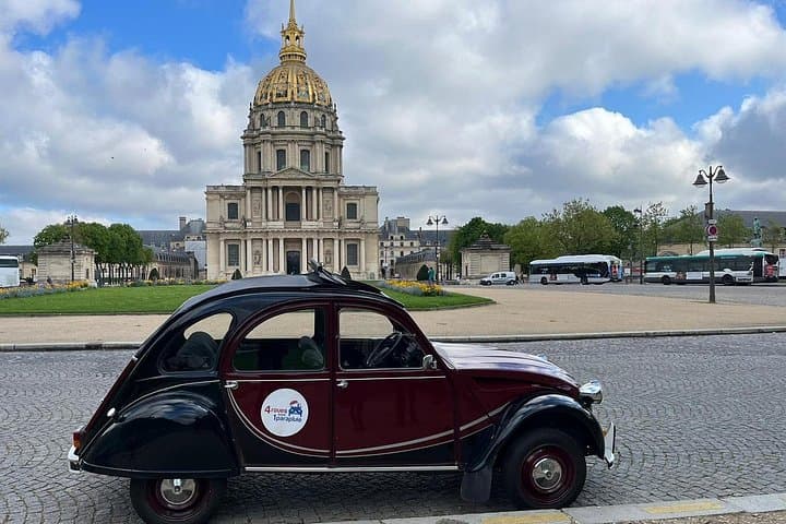 Private tour Paris 3 hours in vintage Citroën 2CV — photo 3