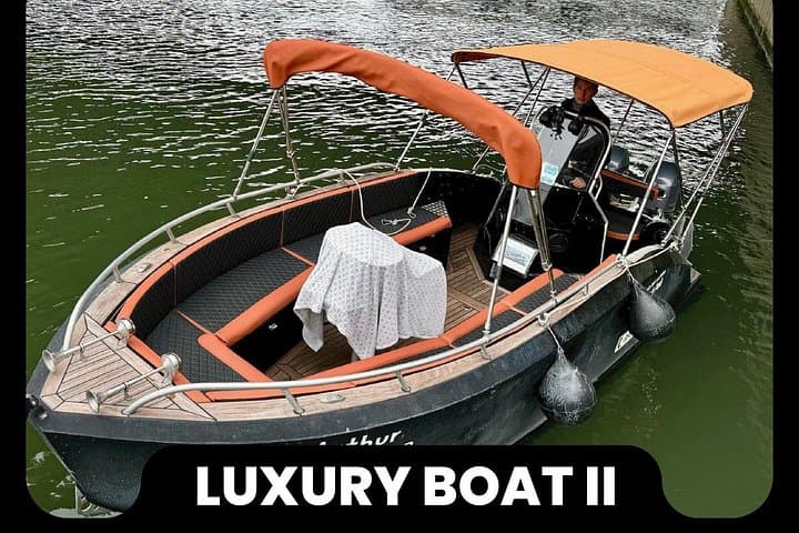 Top Private Cruises in Paris with French Champagne and surprises — photo 9