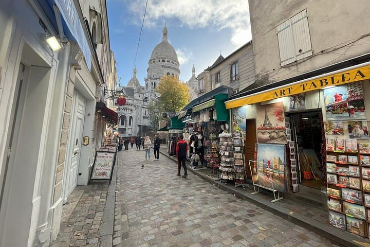 Small Group Walking Tour of Montmartre -10 people max — photo 6