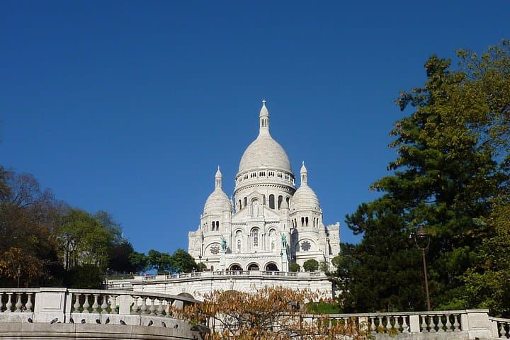 Paris City and Louvre Museum Small Group Shared Tour — photo 1