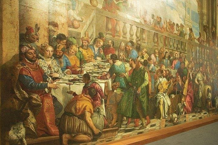 Paris City and Louvre Museum Small Group Shared Tour — photo 5