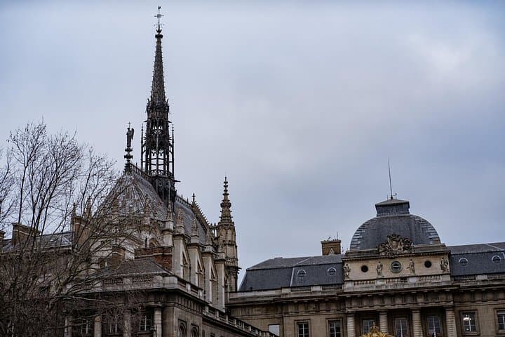 Paris Sainte-Chapelle and Conciergerie Private Guided Tour — photo 8