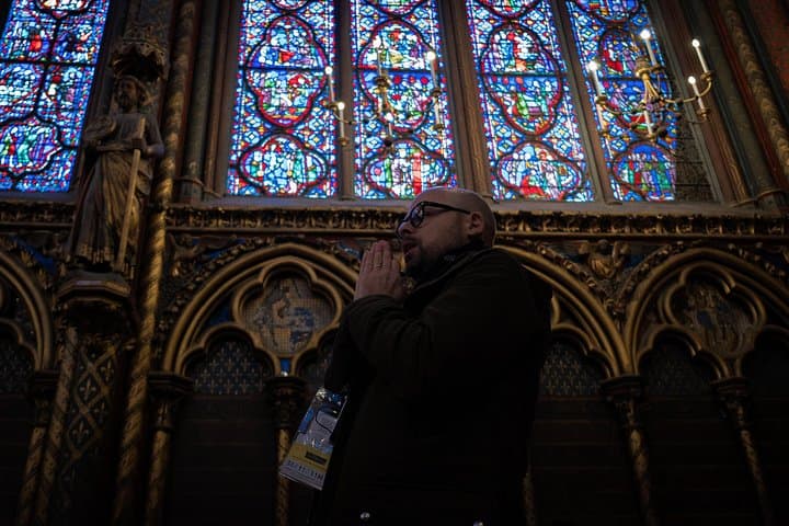 Paris Sainte-Chapelle and Conciergerie Private Guided Tour — photo 12