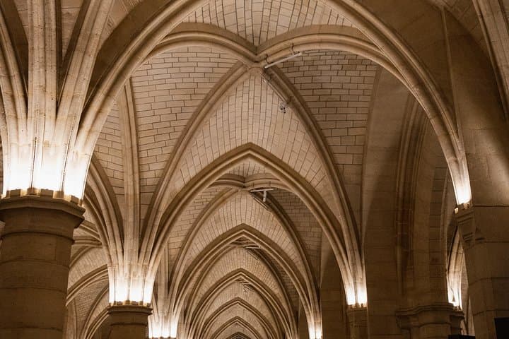 Paris Sainte-Chapelle and Conciergerie Private Guided Tour — photo 14