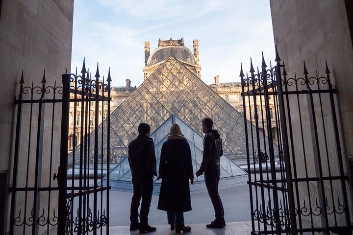 Sunrise Walking Tour: Paris Before the Crowds — photo 5