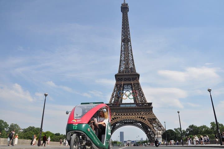 Private City-Tour by pedicab in Paris : The "Gustave Eiffel" — photo 1