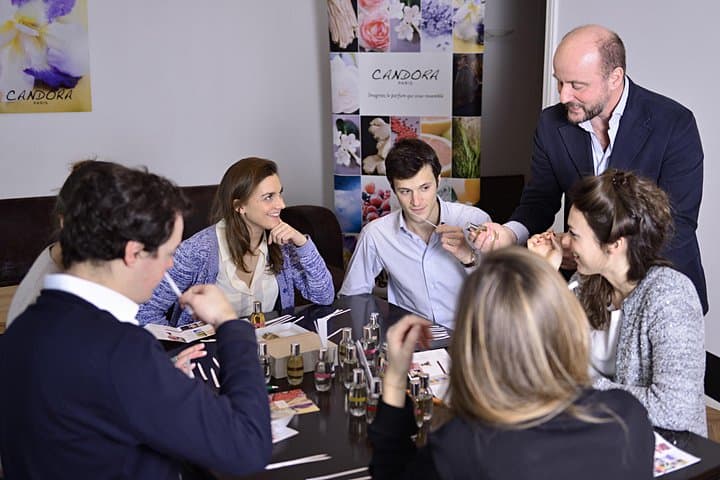 Fragrance creation workshop in Paris — photo 3