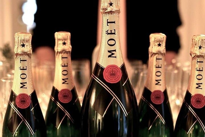 Champagne Moët & Chandon and Larmandier-Bernier Private Day Tour — photo 1