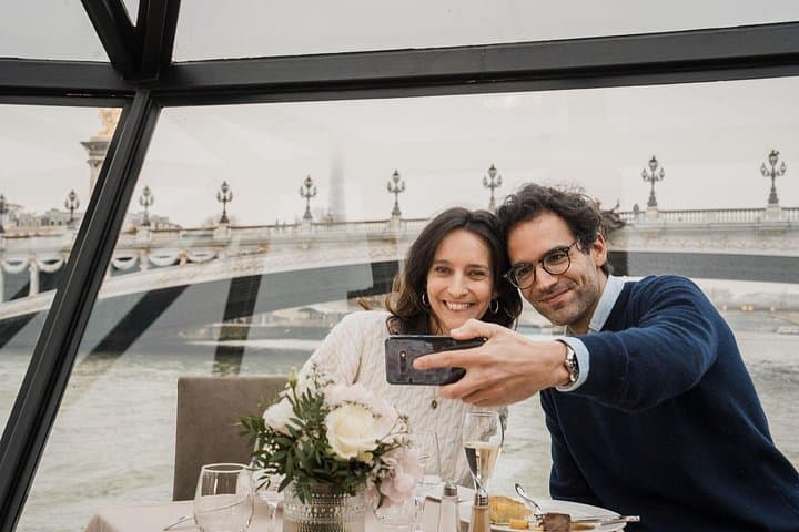 Bateaux Mouches® Lunch Cruise on the Seine River in Paris — photo 13