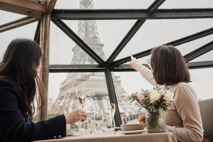 Bateaux Mouches® Lunch Cruise on the Seine River in Paris — photo 3