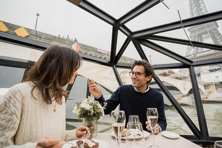 Bateaux Mouches® Lunch Cruise on the Seine River in Paris — photo 14