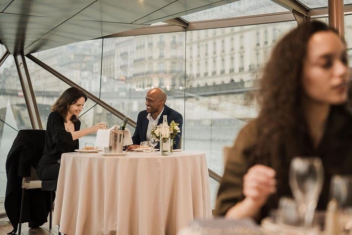 Bateaux Mouches® Special Marriage Proposal Dinner Cruise in Paris — photo 5