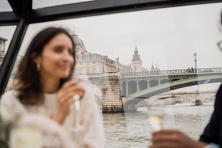 Paris Christmas Special Lunch Cruise by Bateaux Mouches® — photo 12