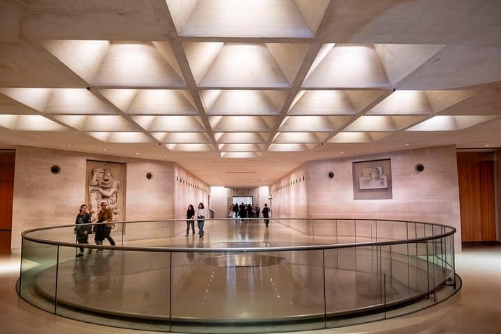 Louvre Museum Skip-the-Line Tour: Mona Lisa and Top Masterpieces — photo 8