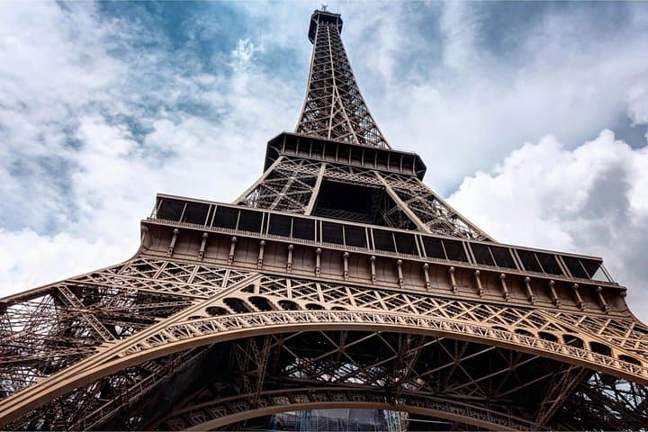 Eiffel Tower Access with Audio Guide & Summit Upgrade — photo 8