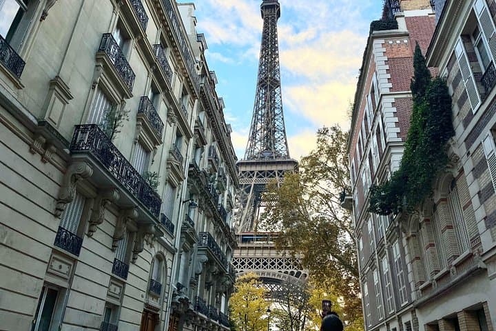 Eiffel Tower Access with Audio Guide & Summit Upgrade — photo 3
