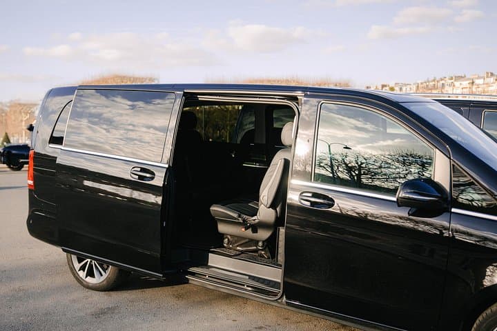 Paris Airports & city pickups / Private airport transfer — photo 8