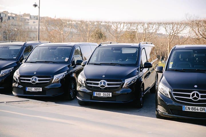 Paris Airports & city pickups / Private airport transfer — photo 1