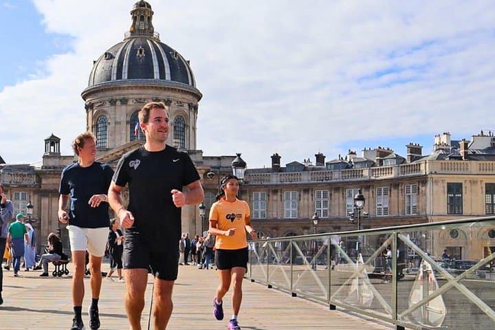 Run the Paris Main Sights with a Local: 8K Group Running Tour — photo 1