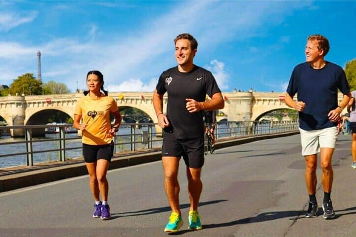 Run the Paris Main Sights with a Local: 8K Group Running Tour — photo 2
