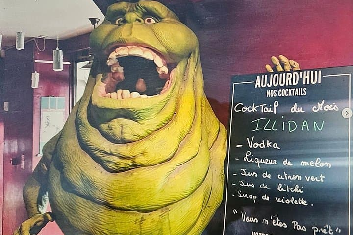 Paris Darkest Tales A Night of Secrets and Legendary Bar Tour — photo 8