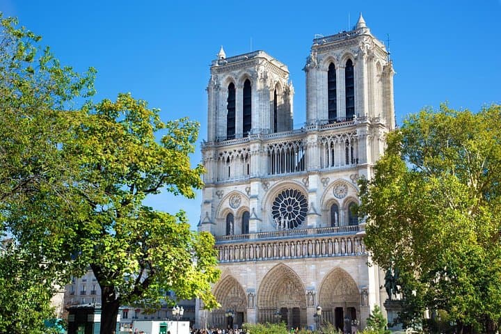 Paris Half Day Tour & Cruise, Private Guide & Louvre Entrance — photo 8