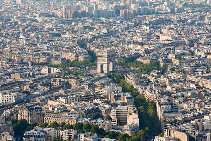 Guided Tour of the Champs-Élysées with Arc de Triomphe Tickets — photo 13