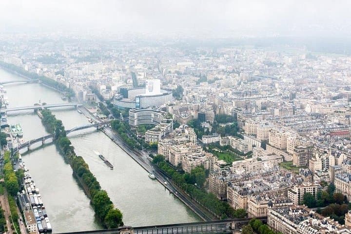 Seine River Sightseeing Cruise and Hop-On Hop-Off Options — photo 5