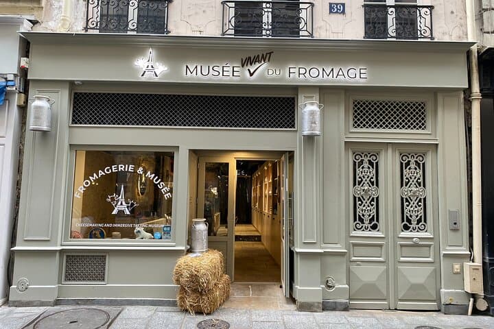 Guided visit of the Cheese Museum with Tasting Included — photo 1