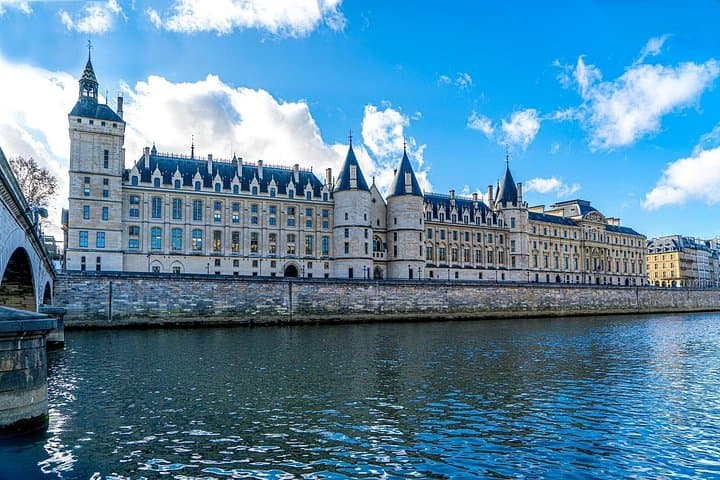 Paris: Private Walking Tour of 3 hours — photo 2