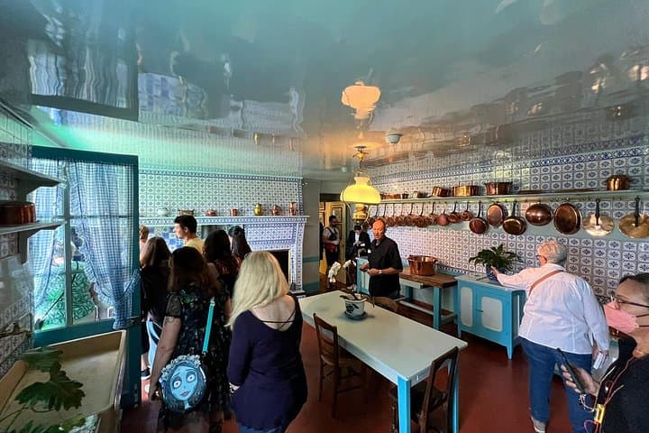 Giverny and Chateau du Champ de Bataille Private Tour from Paris — photo 18