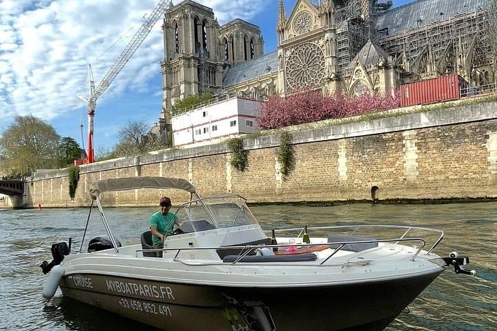 Private Seine River Cruise - Eiffel Tower Lights — photo 7
