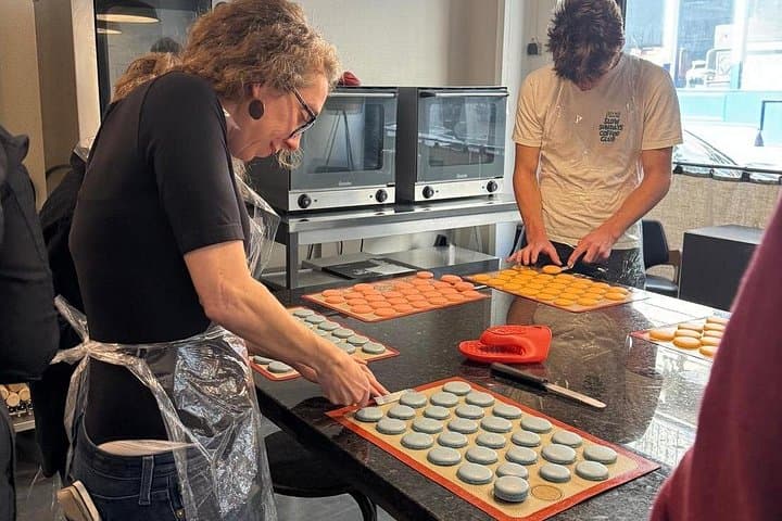 Paris Small-Group Macaron Making Class with a French Chef — photo 7