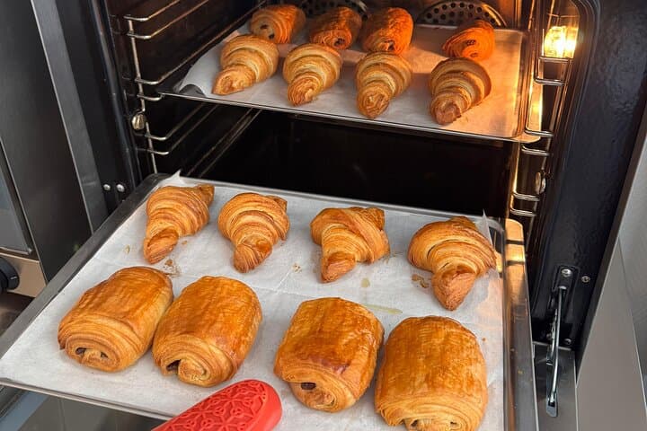 Paris Croissant and Breakfast Pastry Class with a French Chef — photo 9