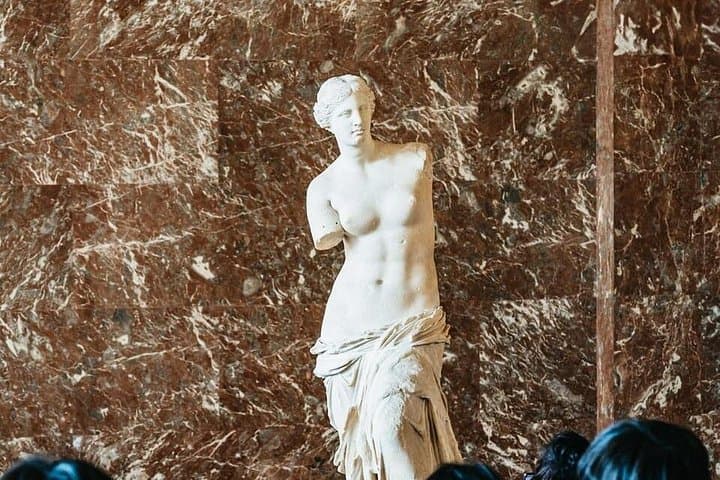 Paris: Louvre Museum Tour Mona Lisa & Iconic Masterpieces — photo 8