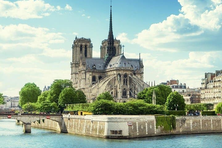 Notre Dame Cathedral Guided Tour with Flexible Options — photo 5