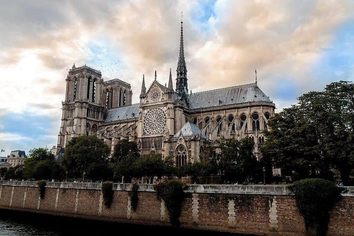 Notre Dame Cathedral Guided Tour with Flexible Options — photo 2