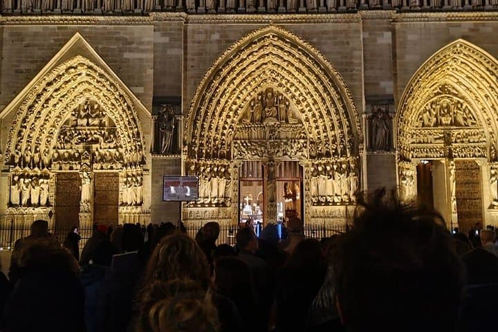 Notre Dame Cathedral Guided Tour with Flexible Options — photo 17