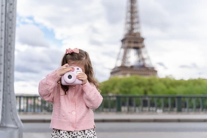 Paris private photoshoot around Eiffel Tower (or Louvre) — photo 3