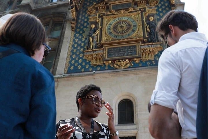 Private Guided Tour of Notre Dame Island with Cathedral Visit — photo 2