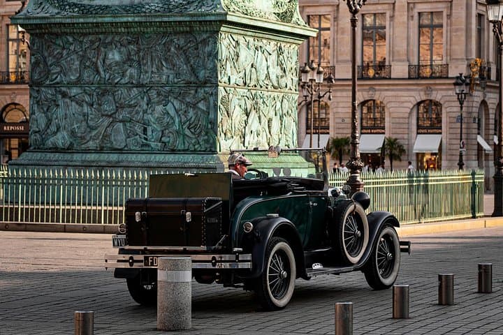 Paris Fashion Walking Tour — photo 7