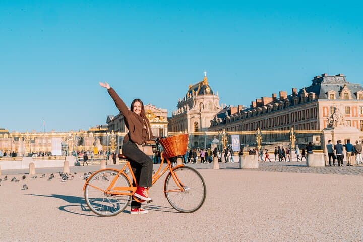 Versailles Bike Tour with Market, Gardens & Guided Palace Tour — photo 2