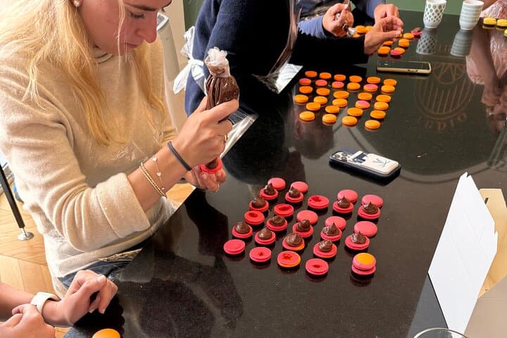 Paris Macaron baking class with a Chef Patissier — photo 2